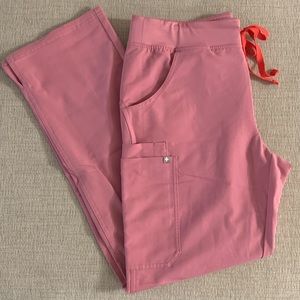Figs Kade Cargo Scrub Pant - Chalk Pink
